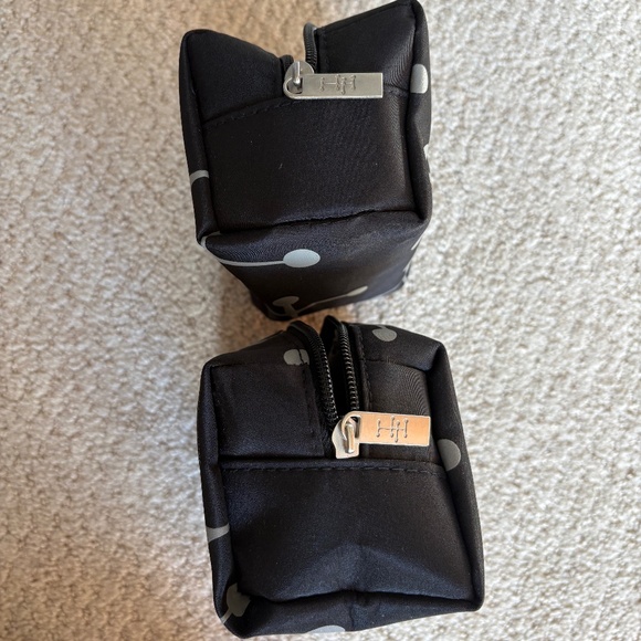 American Airlines Eames dot print amenity travel bag - Picture 3 of 11